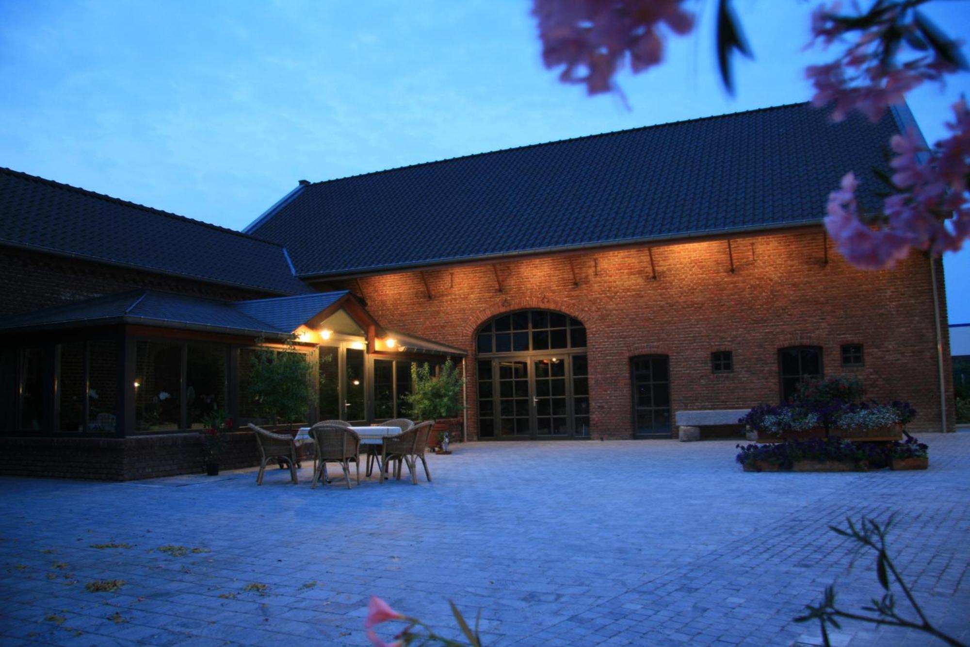 Hotel Oude Eycke Maaseik Εξωτερικό φωτογραφία